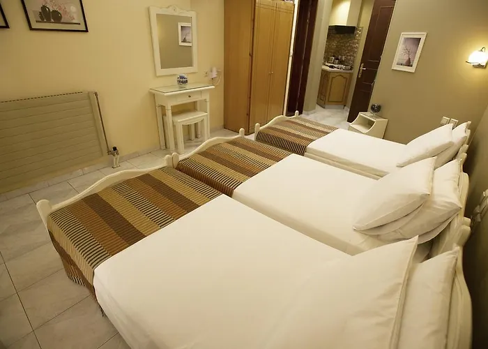 La Luna Aparthotel 4*