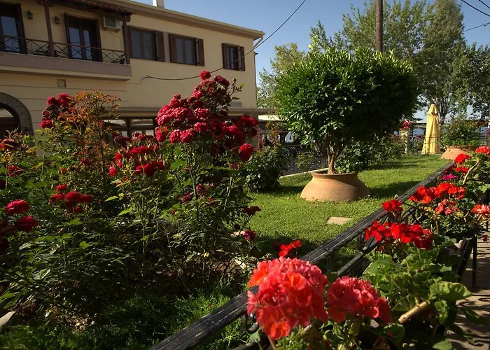 La Luna Aparthotel Kala Nera